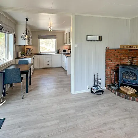5 Bedroom Awesome In Etne Erve