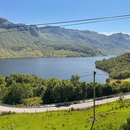 5 Bedroom Awesome In Etne 度假居