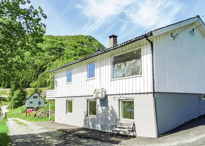 5 Bedroom Awesome In Etne Erve
