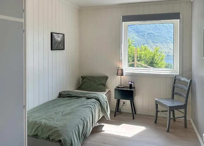 5 Bedroom Awesome In Etne Nyaraló